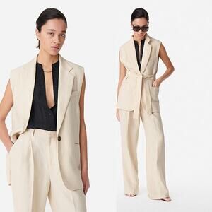 NEW Vanessa Bruno Christen Sleeveless One Chest Pocket Jacket Beige Size: 36